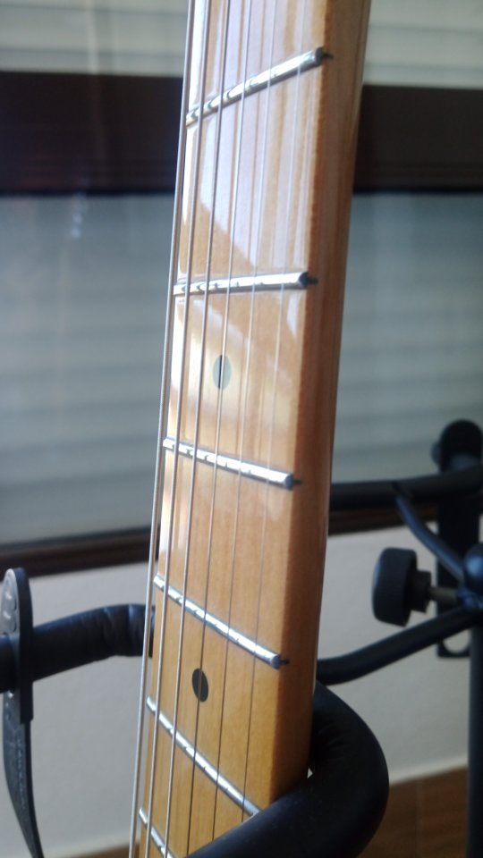 Guitarra Fender Stratocaster de segunda mano · Foto 4 de 10 · Huelva · 720 €