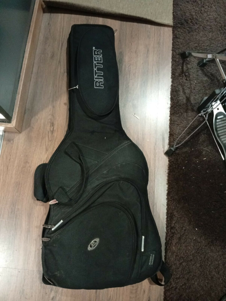 Guitarra Epihopne Les Paul Custom de segunda mano · Foto 5 de 5 · Madrid · 575 €