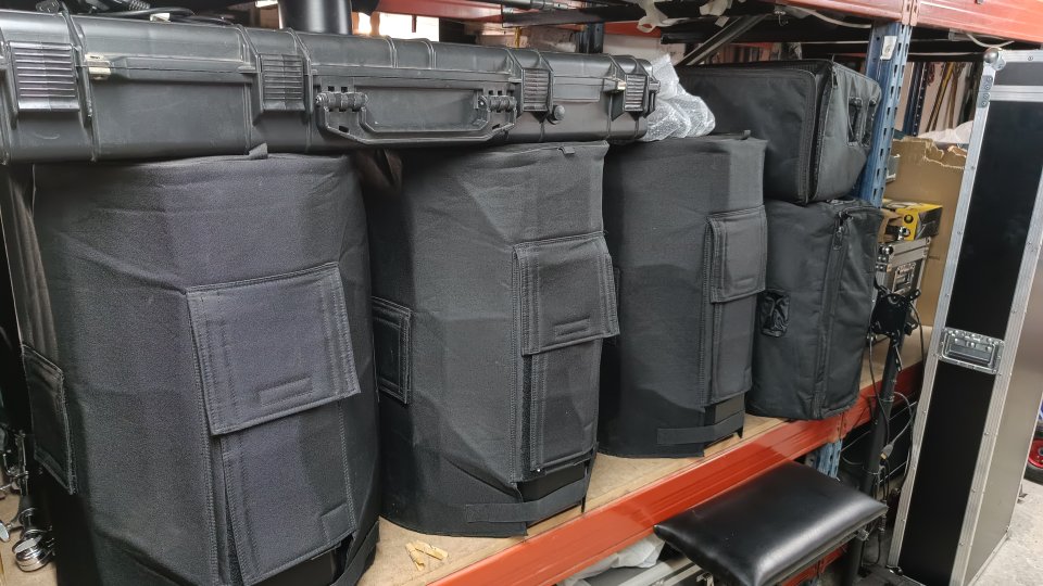 Venta equipo de sonido e iluminación.