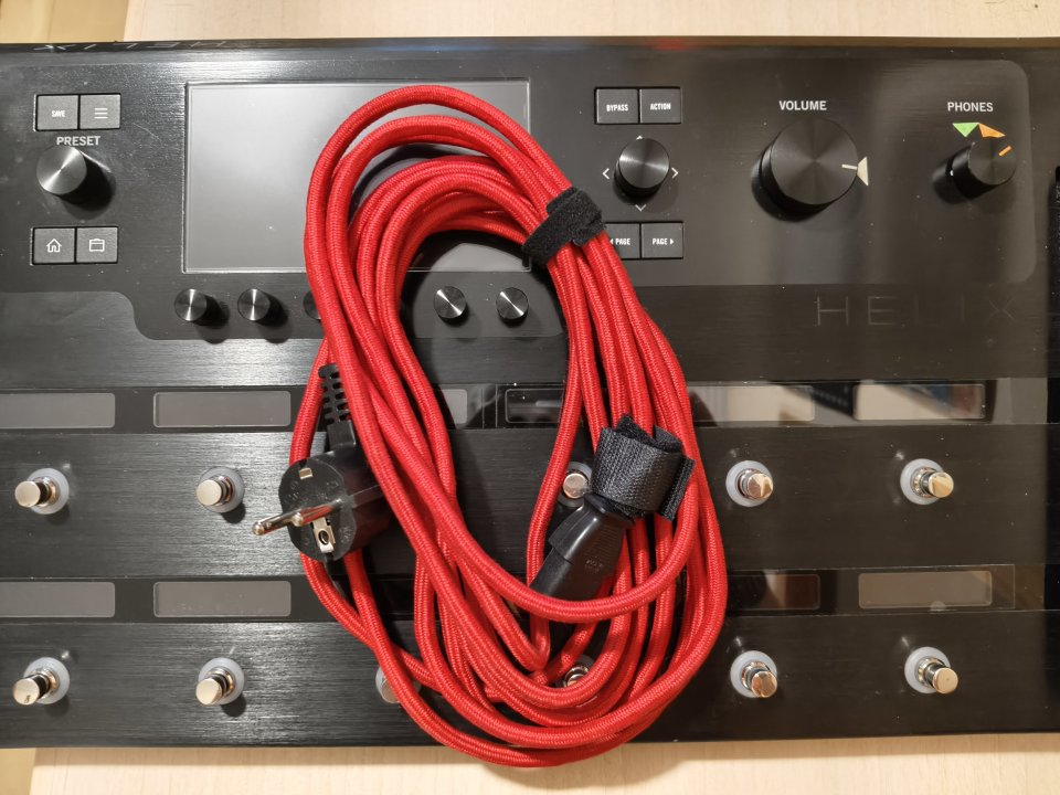 Line 6 Helix Floor de segunda mano · Foto 5 de 10 · Jaén · 650 €
