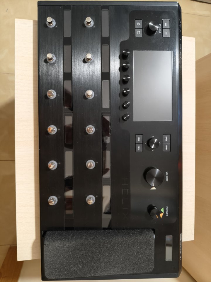 Line 6 Helix Floor de segunda mano · Foto 8 de 10 · Jaén · 650 €