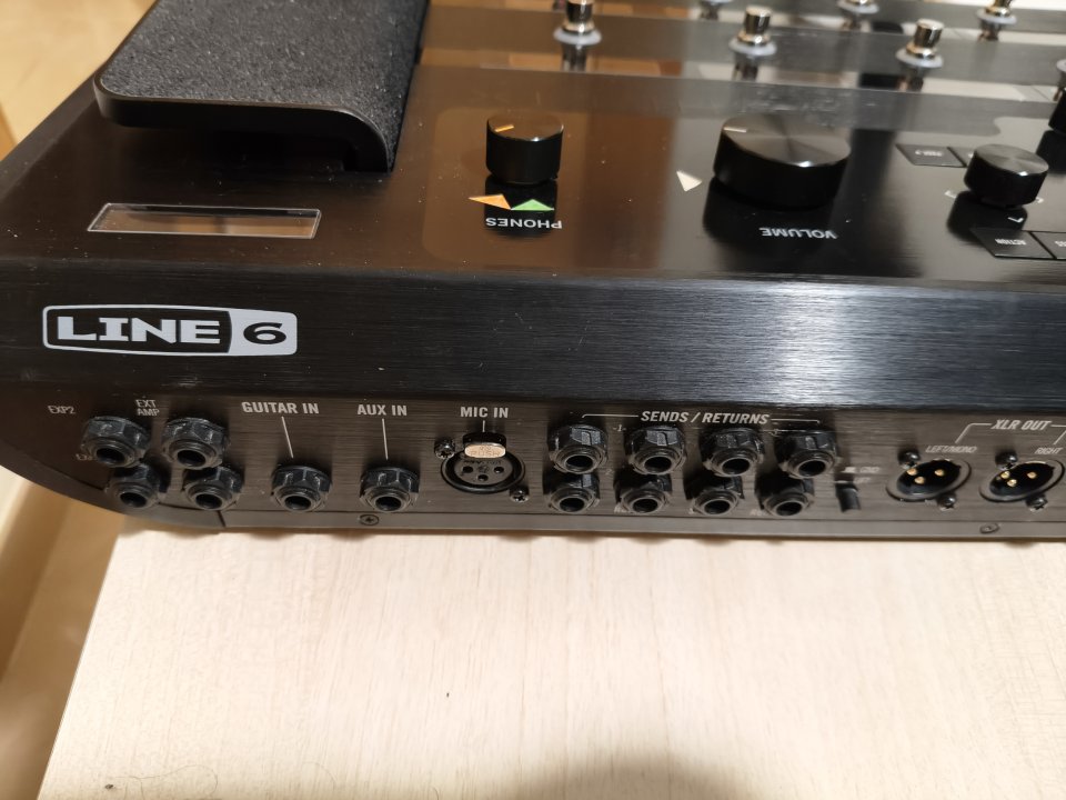 Line 6 Helix Floor de segunda mano · Foto 9 de 10 · Jaén · 650 €