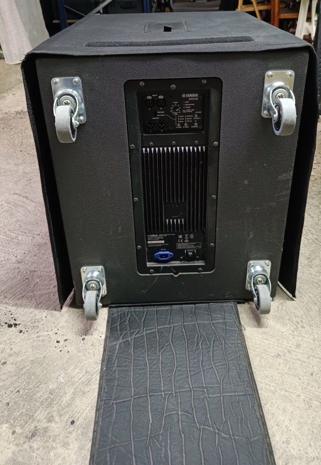 Venta equipo de sonido e iluminación.