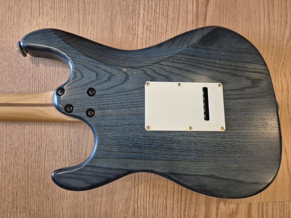 Ibanez Blazer con DiMarzio Andy Timmons de segunda mano · Foto 3 de 5 · A Coruña · 800 €