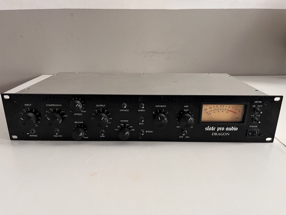Slate Pro Audio Dragon Compressor de segunda mano · Foto 1 de 5 · Barcelona · 1299 €