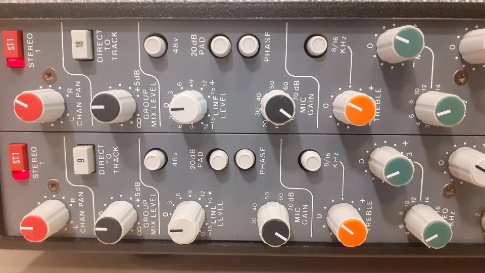 ÚLTIMA UNIDAD .VENDO RAINDIRK Symphony LN1 Previo + EQ Dual Channel de segunda mano · Foto 7 de 9 · Madrid · 1375 €