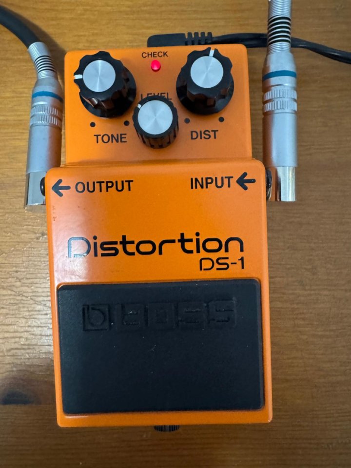 Pedal Boss DS-1 Distortion (del 2011) – A ESTRENAR – Solo Venta, NO cambios