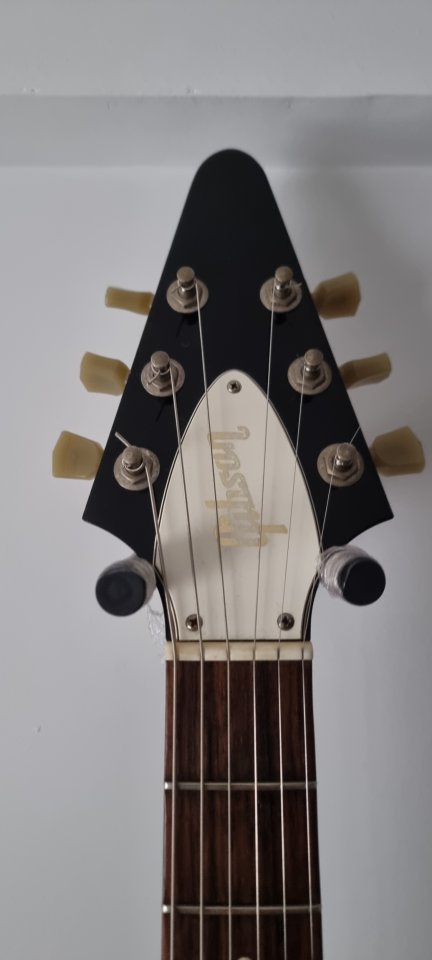 Gibson Flying V Negra 2011 de segunda mano · Foto 5 de 6 · Madrid · 1550 €