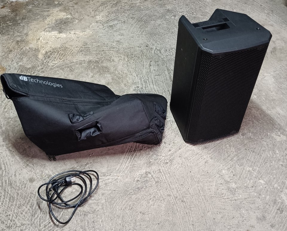 Venta equipo de sonido e iluminación.