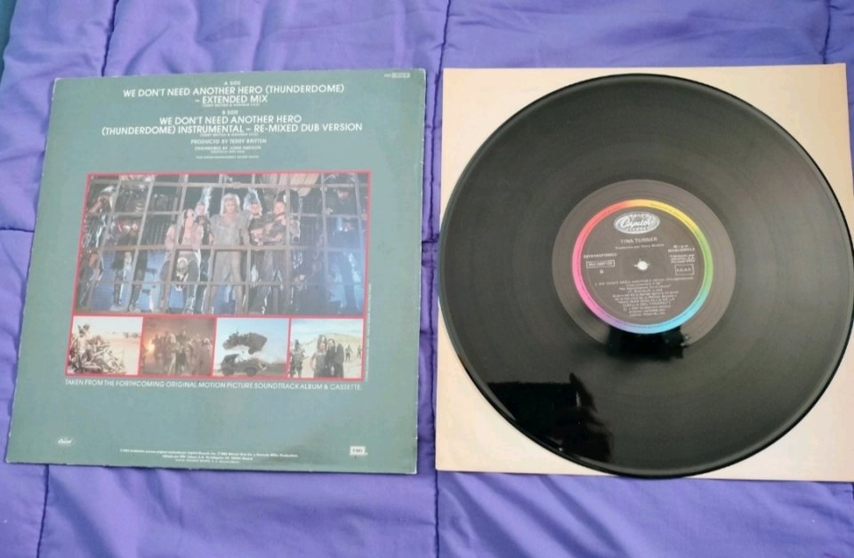 Mad Max - MAS ALLÁ DE LA CUPULA DEL TRUENO - LP + SINGLE