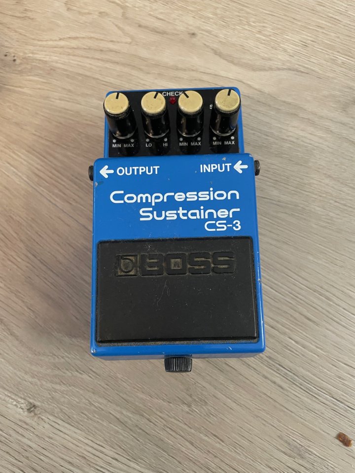 BCB-6 y pedales Boss japoneses