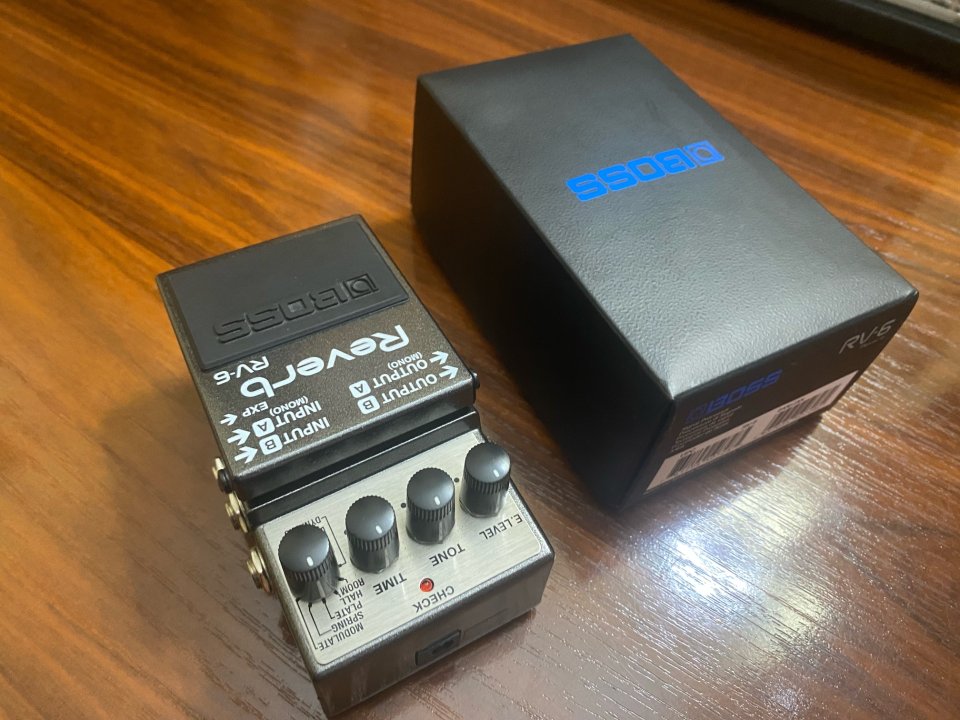Boss RV-6 Reverb (nuevo)