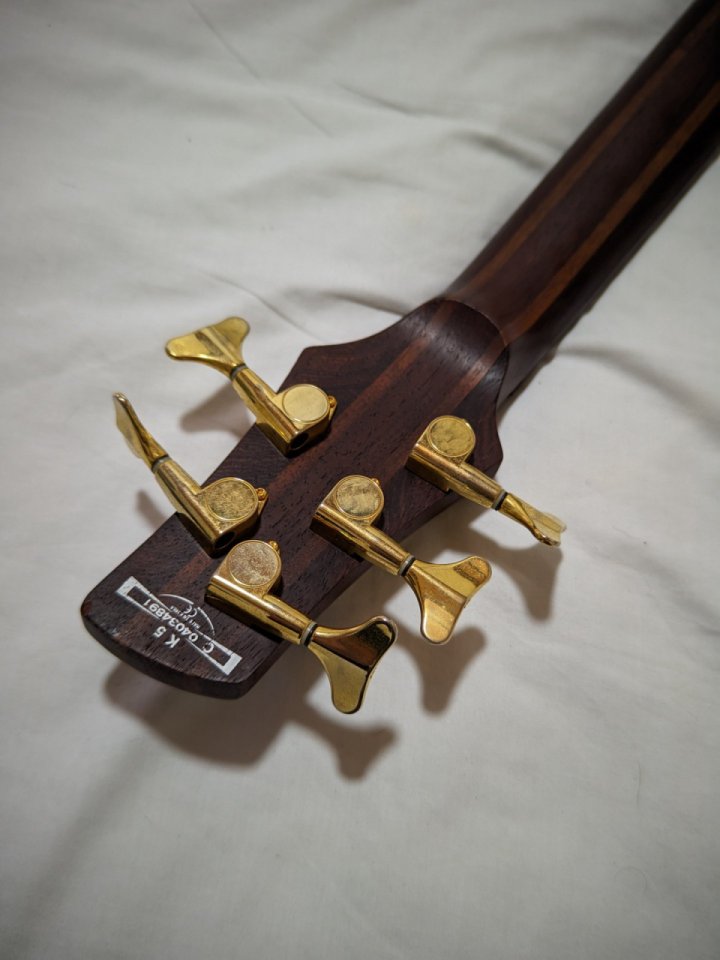 Bajo Ibanez K5 de segunda mano · Foto 5 de 9 · Girona