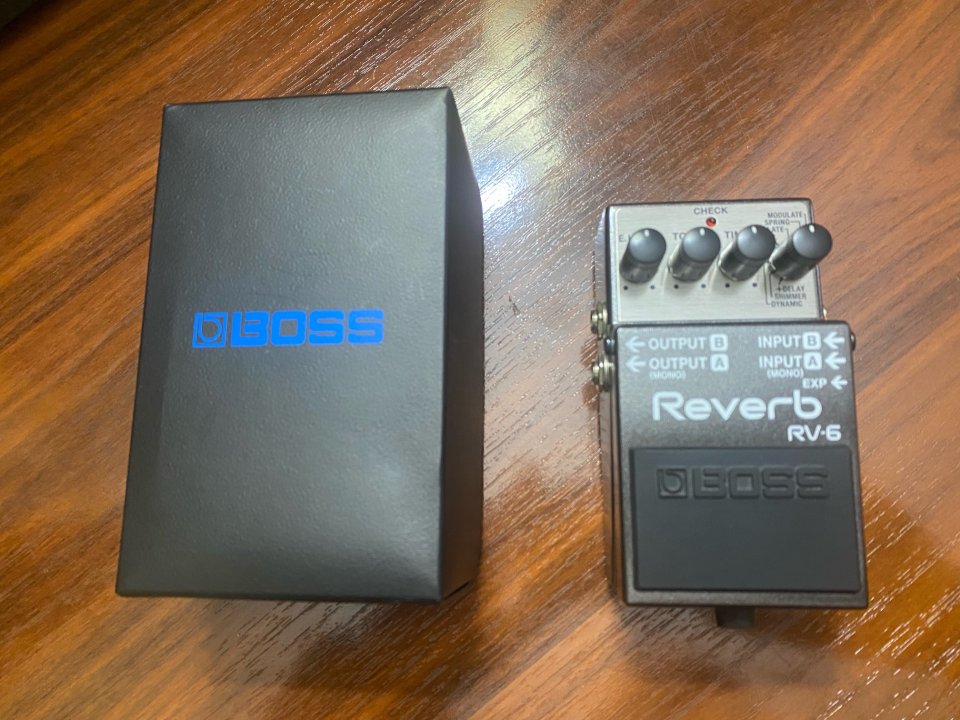Boss RV-6 Reverb (nuevo)