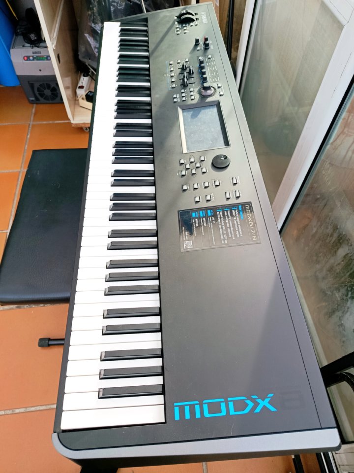Yamaha MODX8