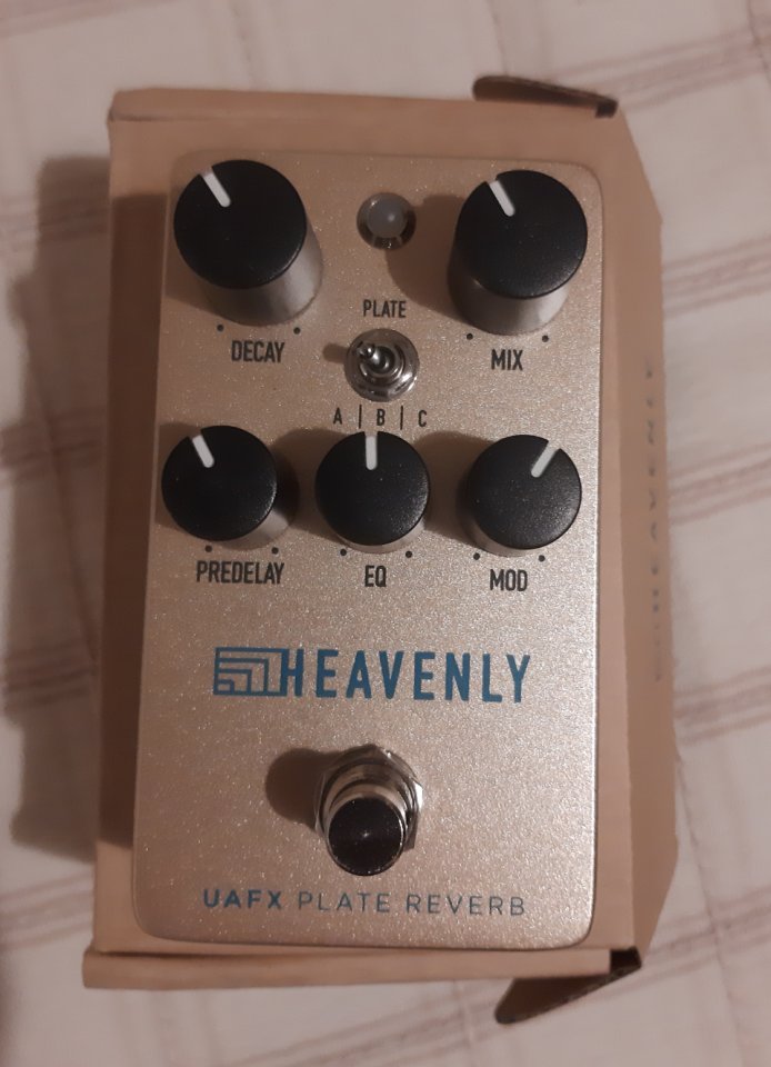 Universal Audio ¨Heavenly Plate Reverb¨ de segunda mano · Foto 1 de 7 · Madrid · 100 €