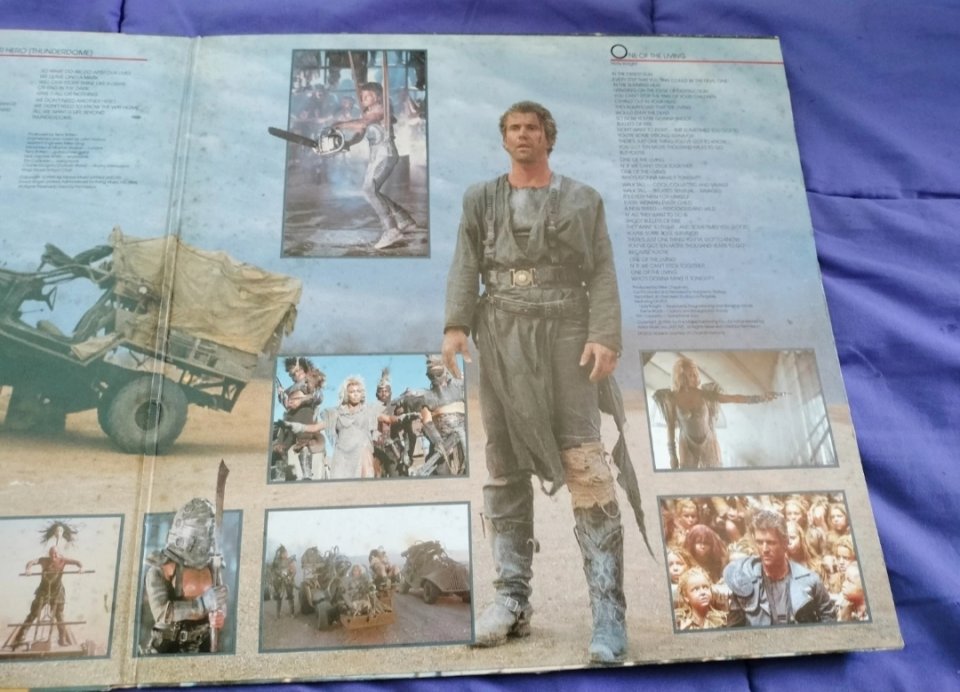 Mad Max - MAS ALLÁ DE LA CUPULA DEL TRUENO - LP + SINGLE