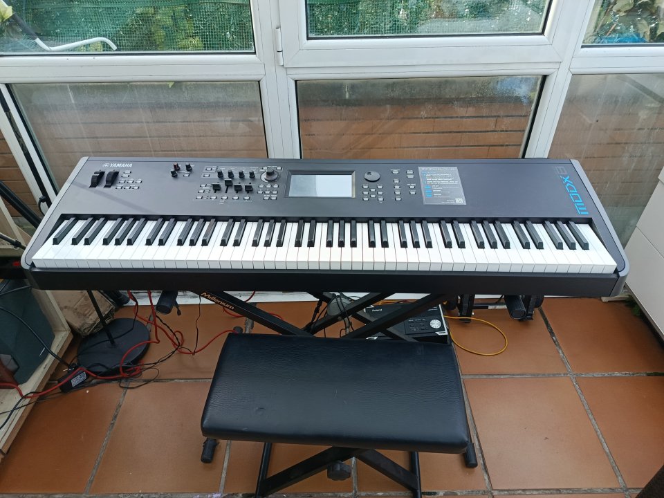 Yamaha MODX8