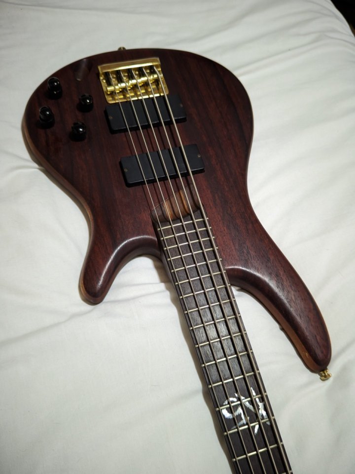 Bajo Ibanez K5 de segunda mano · Foto 9 de 9 · Girona