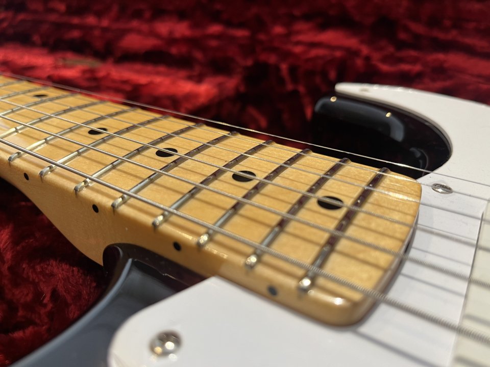 Fender Custom Shop '55 Stratocaster NOS 2TSB – Sunburst 2023 de segunda mano · Foto 3 de 10 · Madrid · 3350 €