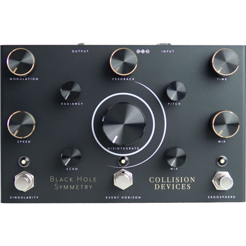 Collision Devices Black Hole Simmetry