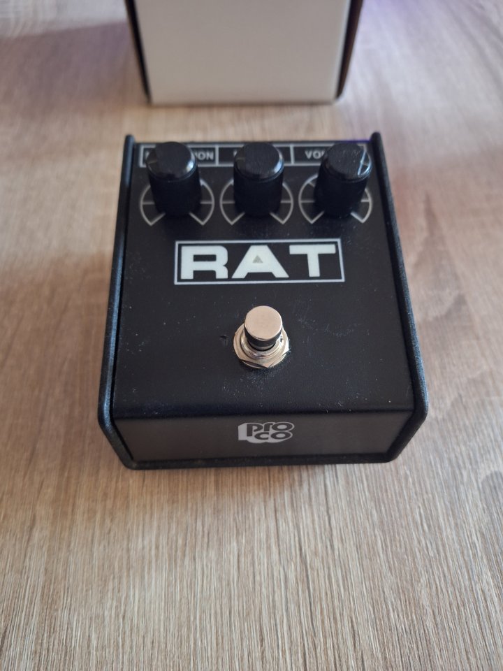 Pedal de distorsion rat