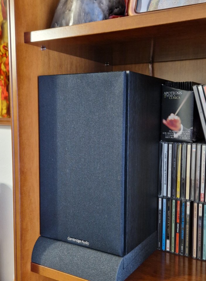 Altavoces de estantería Cambridge Audio SX60