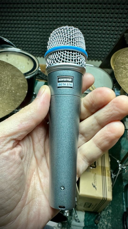 SHURE Beta 57A