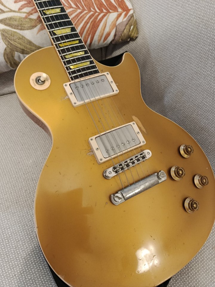 Gibson les paul Classic 1960 2004' Bullion Gold 'Trastes nuevos' de segunda mano · Foto 4 de 10 · Cantabria · 1650 €