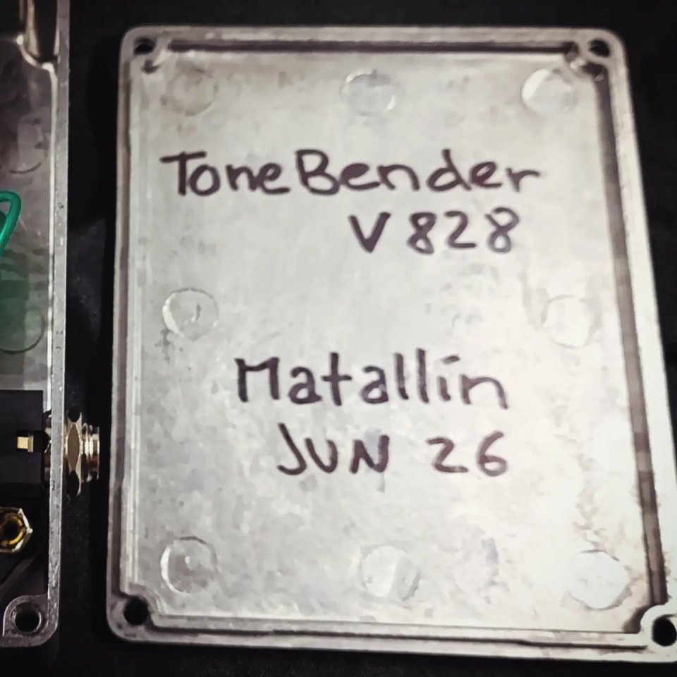 Matallín Réplica Tone Bender V828 de segunda mano · Foto 4 de 4 · Valencia · 150 €