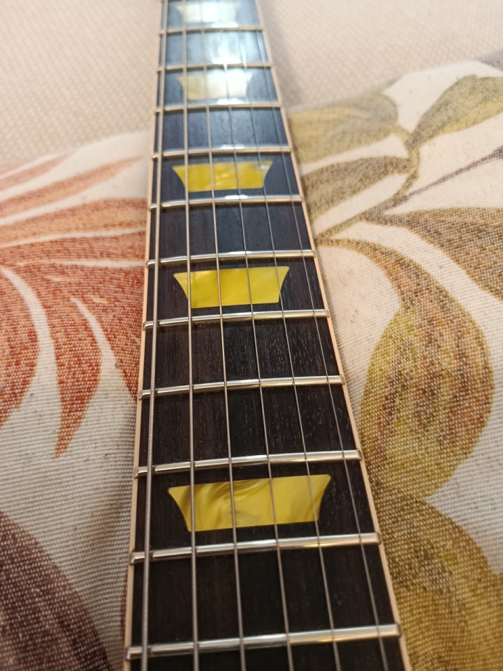 Gibson les paul Classic 1960 2004' Bullion Gold 'Trastes nuevos' de segunda mano · Foto 6 de 10 · Cantabria · 1650 €
