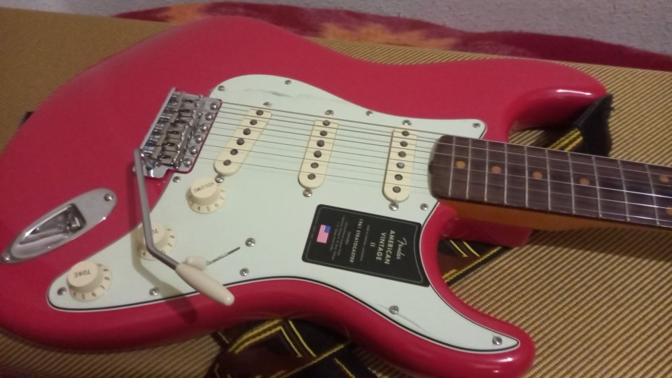 Fender Stratocaster AV II Fiesta Red 1961