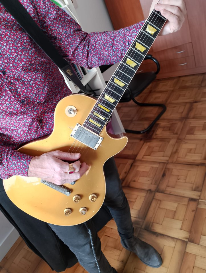 Gibson les paul Classic 1960 2004' Bullion Gold 'Trastes nuevos' de segunda mano · Foto 10 de 10 · Cantabria · 1650 €