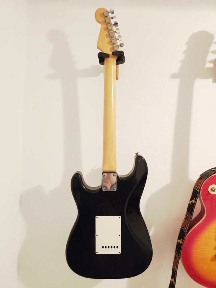 Fender Squier 1989 Made in Usa de segunda mano · Foto 2 de 4 · Barcelona · 600 €
