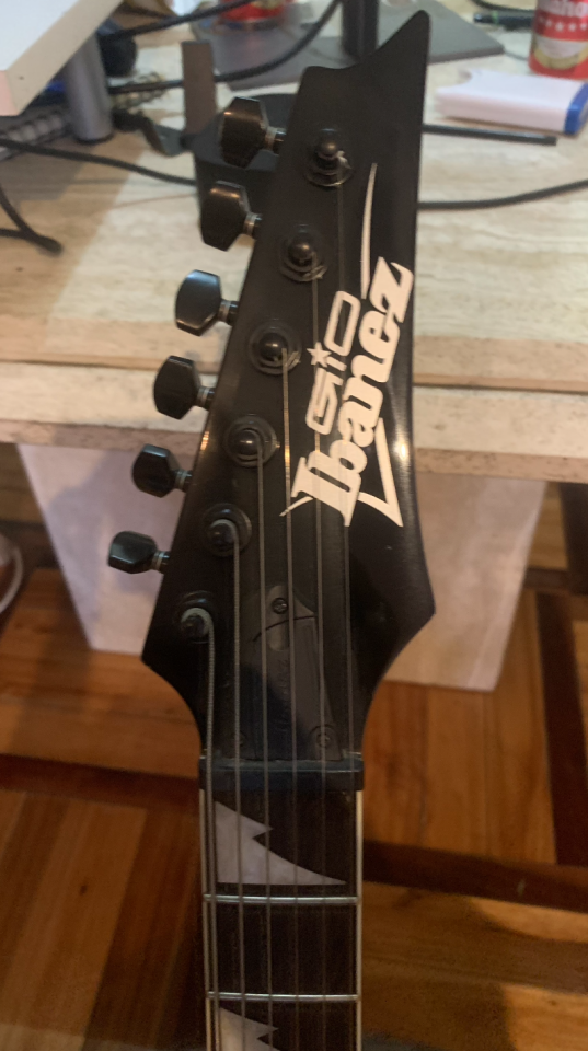 Ibanez GIO GRG121DX-WNF + ampli Vox + soporte de segunda mano · Foto 3 de 7 · Madrid · 200 €