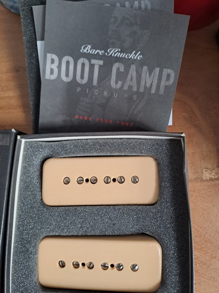 Set pastillas P90 Bare Knuckle de segunda mano · Foto 1 de 2 · Barcelona · 120 €