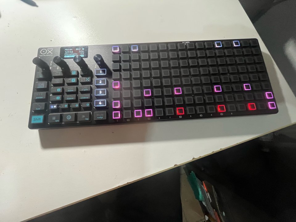 Oxi One MK1 Black (env incl) de segunda mano · Foto 3 de 8 · Cádiz · 410 €