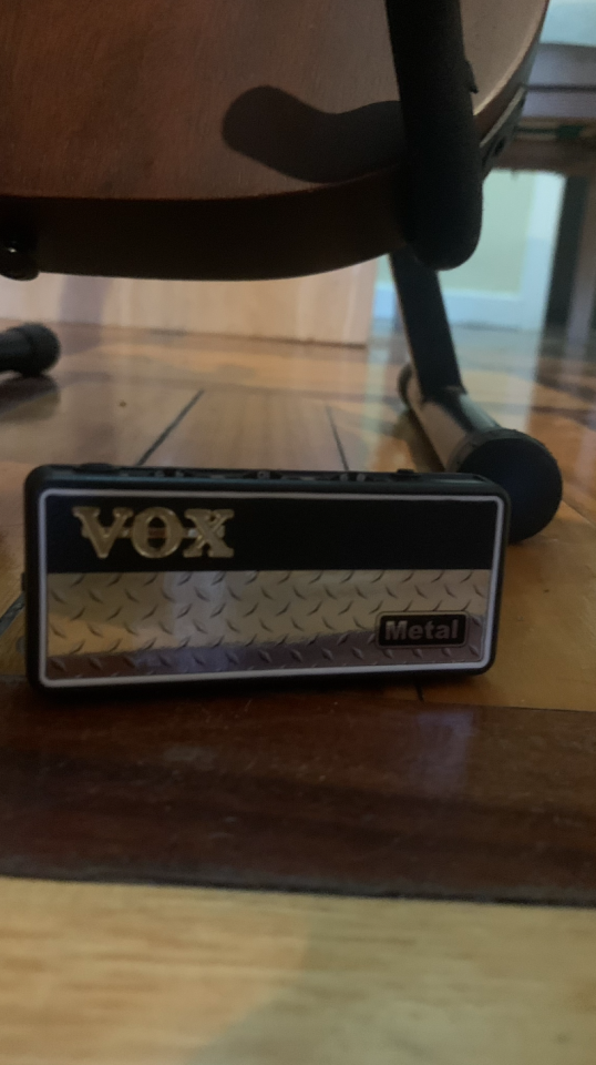 Ibanez GIO GRG121DX-WNF + ampli Vox + soporte de segunda mano · Foto 5 de 7 · Madrid · 200 €