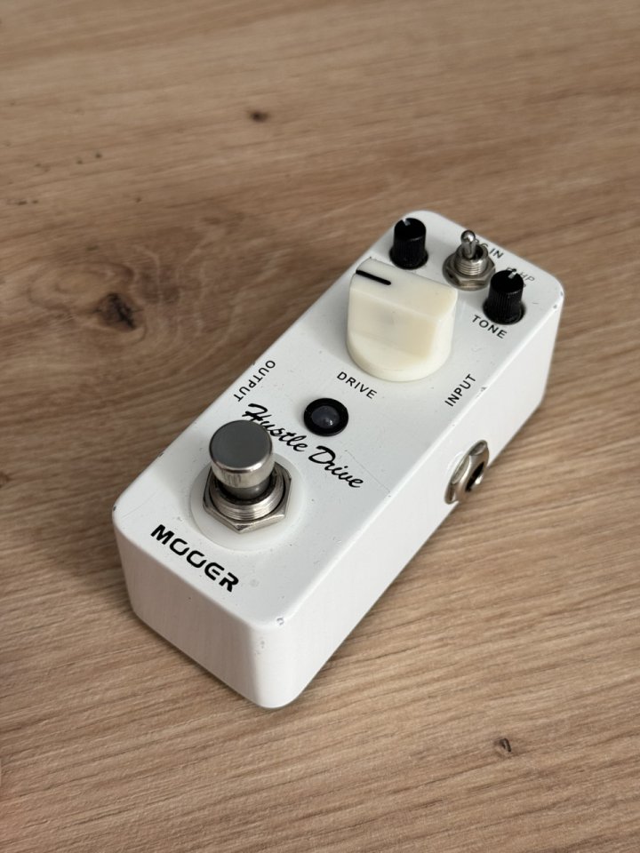 Mooer Hustle Drive - Pedal Overdrive [VENDIDO]