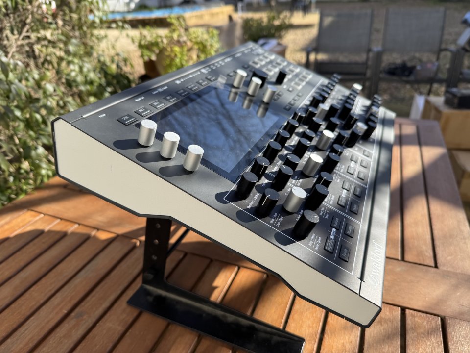 Waldorf Iridium | Sintetizador Digital High-End | Como Nuevo