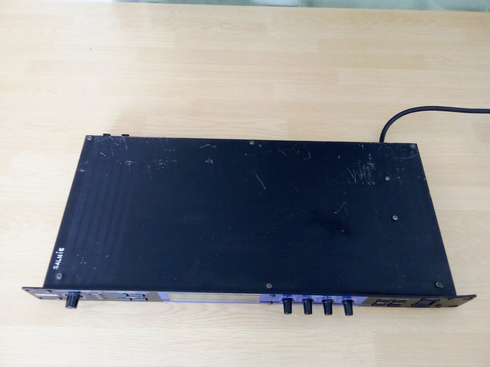 Reverb Yamaha REV500