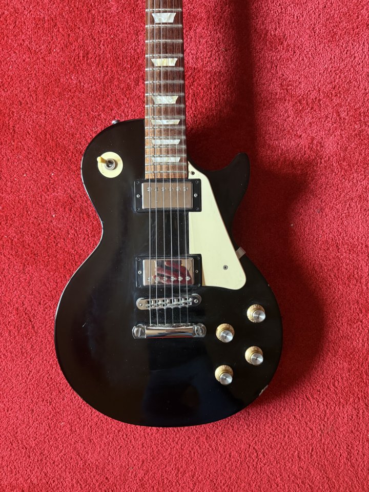 Gibson les Paul studio 2008 de segunda mano · Foto 2 de 3 · Bizkaia · 1100 €