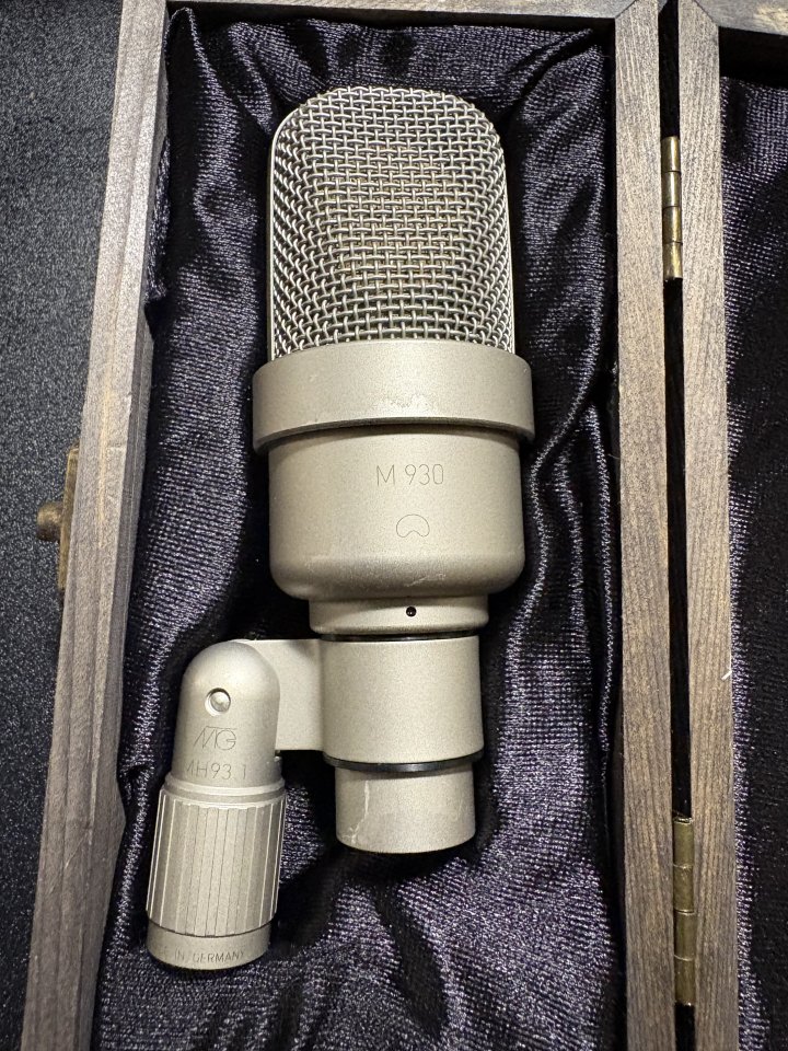 Microtech gefell m930