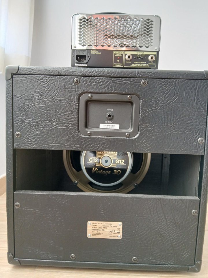 Bugera T5 Infinium + Pantalla Harley Benton G112 Celestion V30