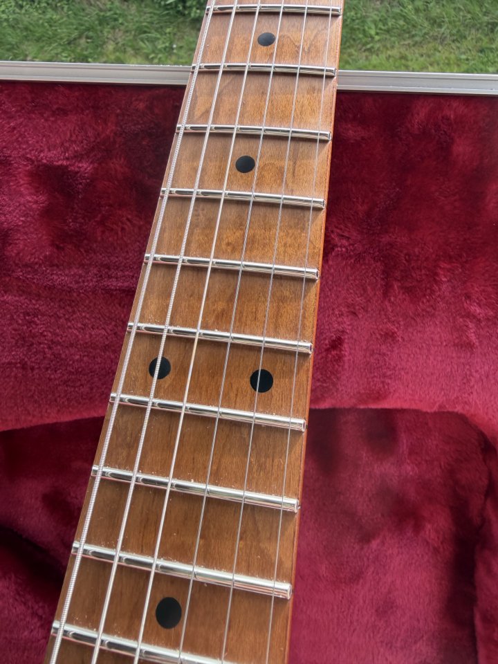 Ibanez AZ2402 Prestige