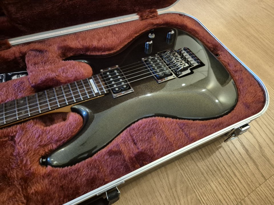 Ibanez JS1000 Team J Craft de segunda mano · Foto 4 de 8 · A Coruña · 1500 €