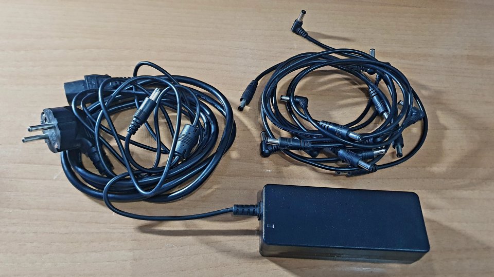 Anasounds K+ Motherboard Power Supply fuente de alimentación boutique (8A)