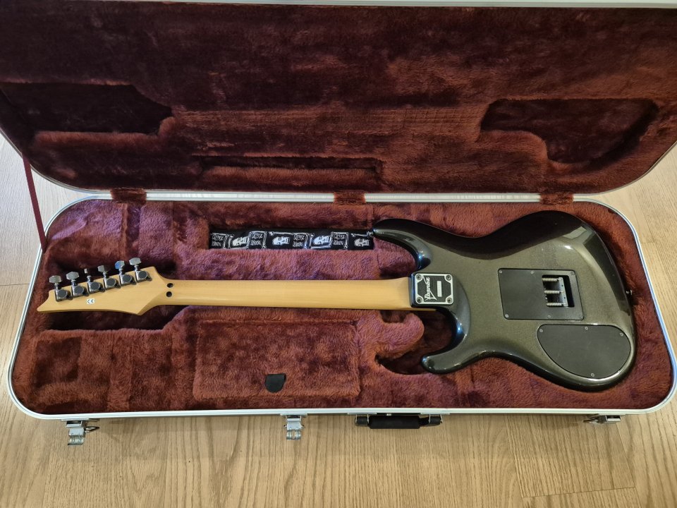 Ibanez JS1000 Team J Craft de segunda mano · Foto 5 de 8 · A Coruña · 1500 €