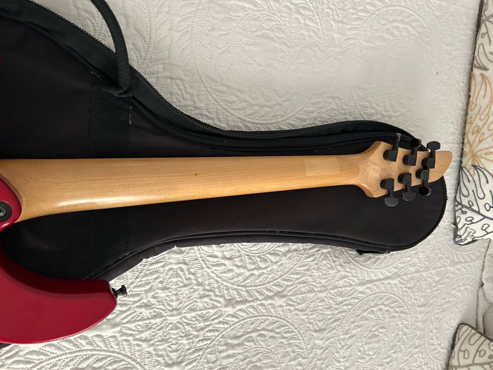 Yamaha RGX 620z transluced red de segunda mano · Foto 8 de 9 · Madrid · 300 €