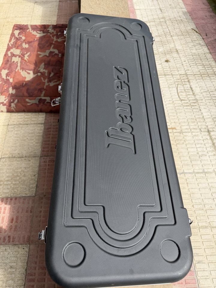 Ibanez AZ2402 Prestige